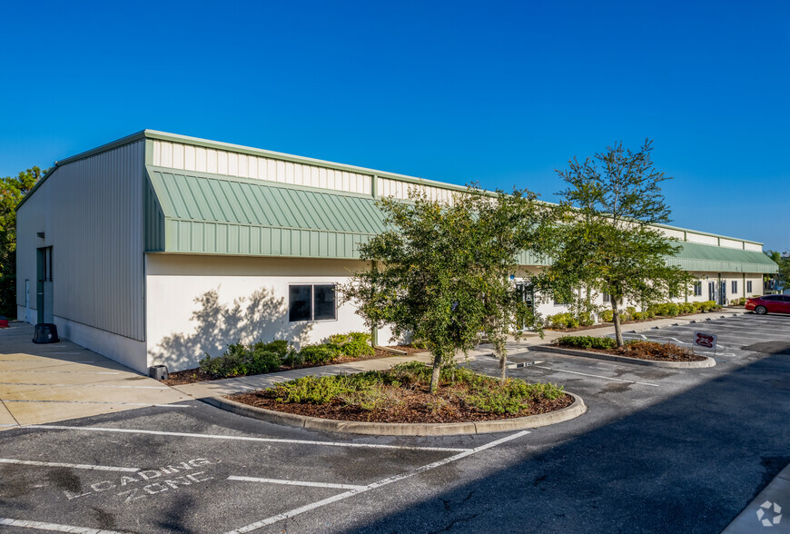 3210 59th Dr E, Bradenton, FL for lease - Building Photo - Image 1 of 5