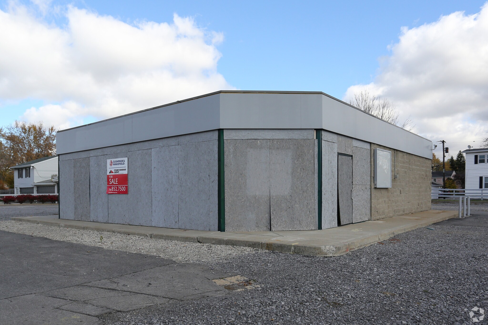 1445 Union Rd, Buffalo, NY for sale Primary Photo- Image 1 of 1