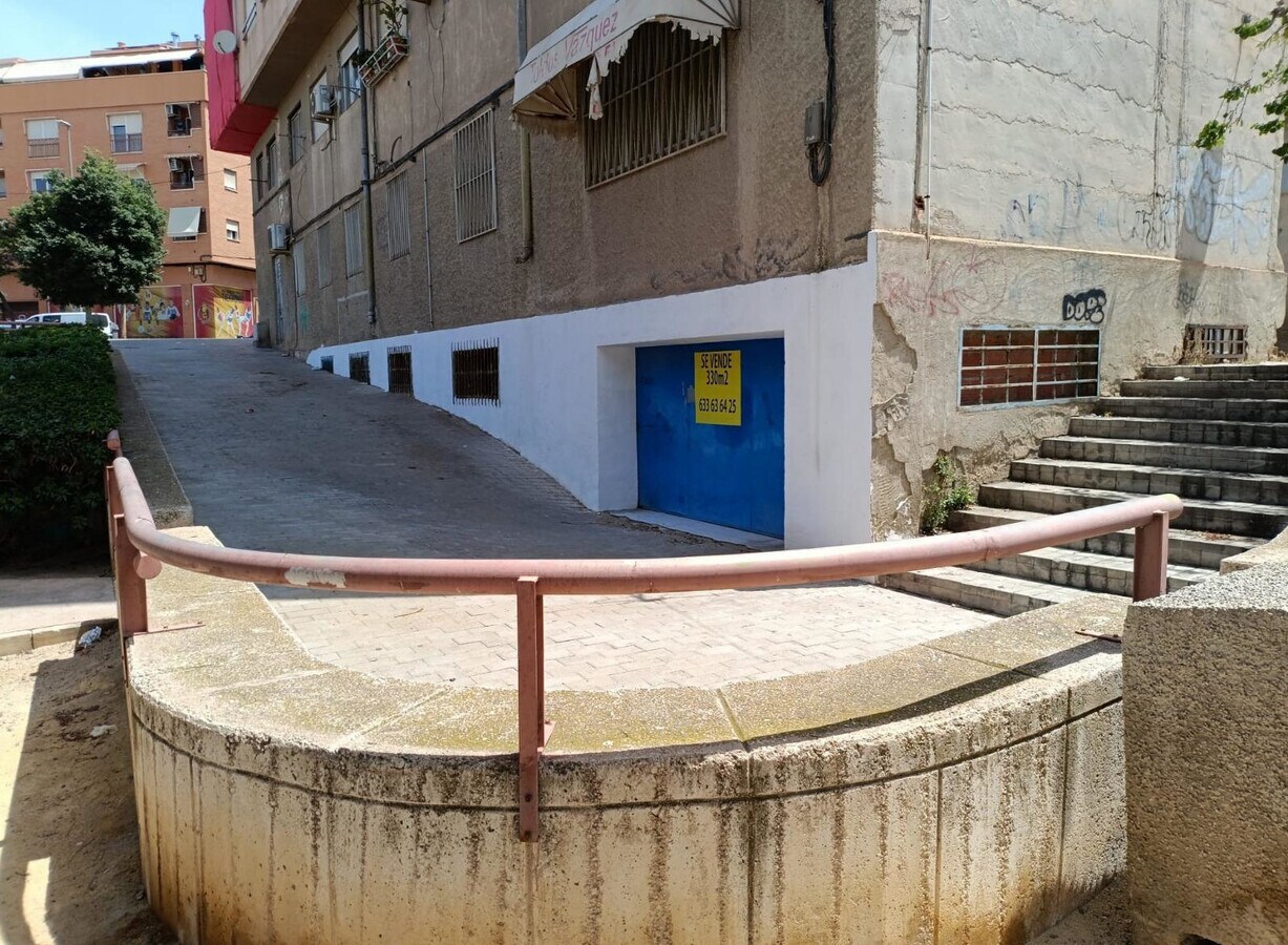 Alicante, ALI 03005 - Unit 01 - - Interior Photo - Image 1 of 5