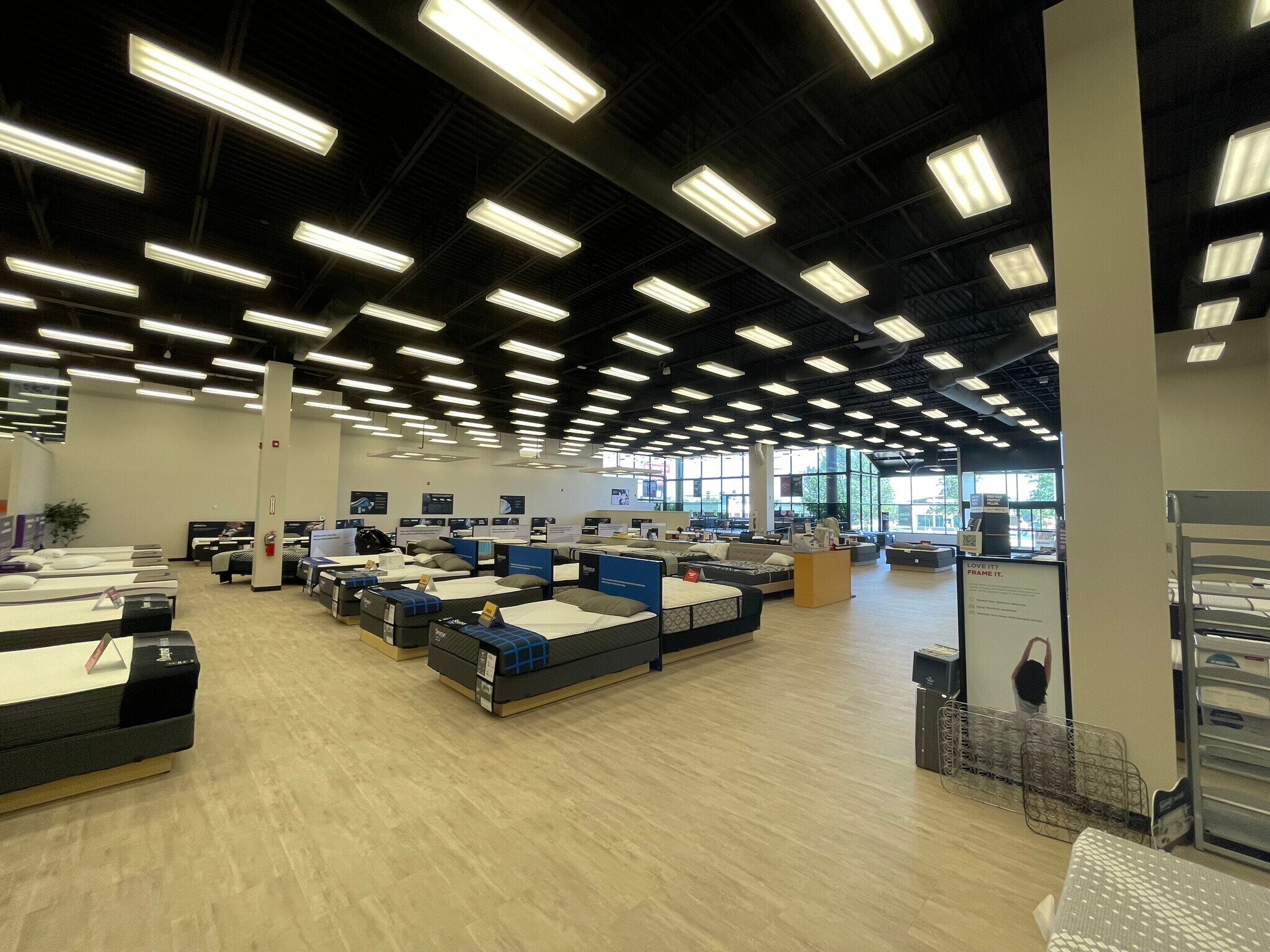 1610 E Battlefield St, Springfield, MO for sale Interior Photo- Image 1 of 1