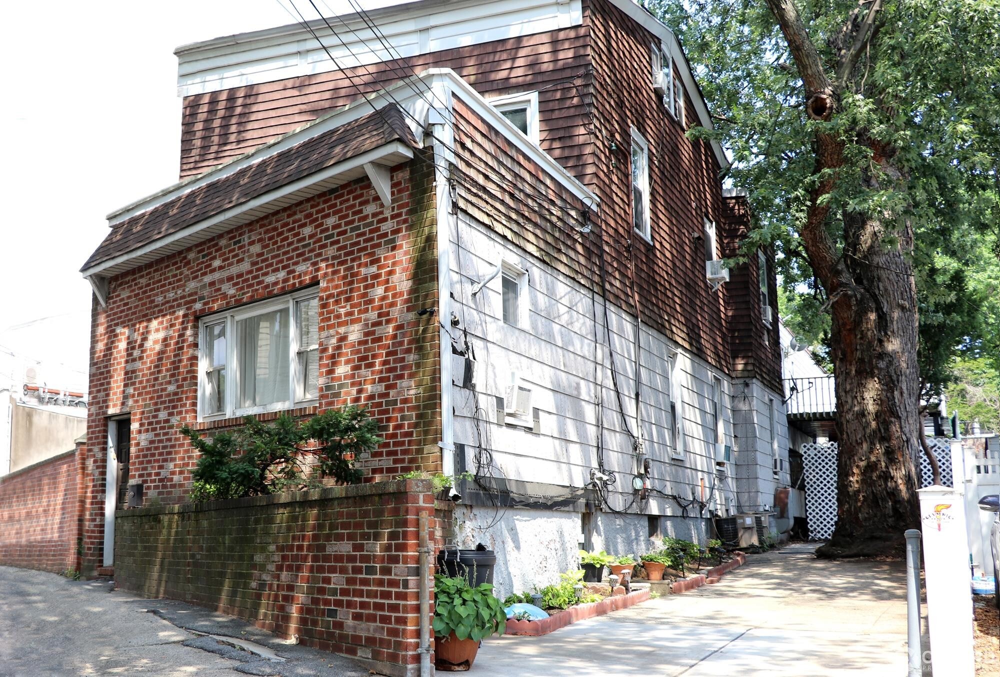 68-20 Jay Ave, Flushing, NY for sale Building Photo- Image 1 of 1