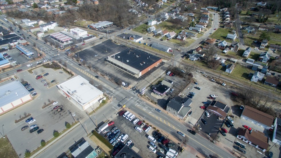 9200 Reading Rd, Cincinnati, OH for sale - Building Photo - Image 1 of 1
