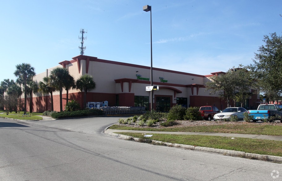 2100 W Swann Ave, Tampa, FL for lease - Primary Photo - Image 3 of 5