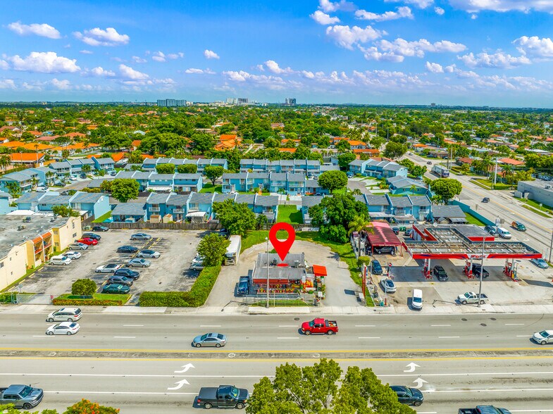 10737 Sw 40th St, Miami, FL for lease - Building Photo - Image 1 of 22