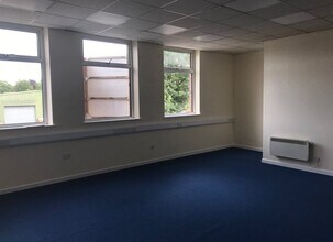 Hirst Wood Rd, Shipley for lease Interior Photo- Image 2 of 2