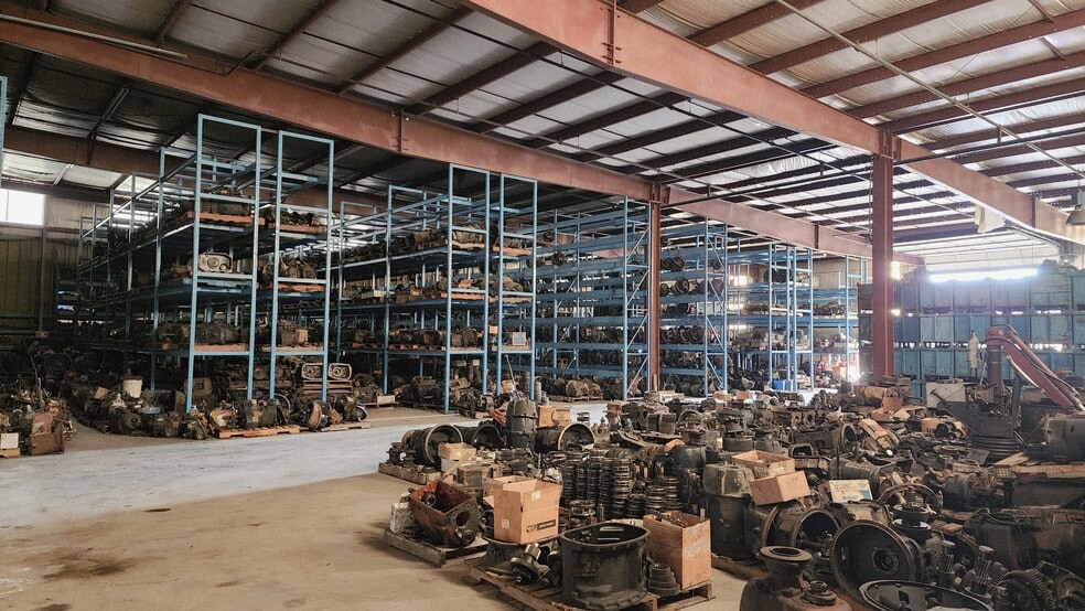 284 Blue Sky Pky, Lexington, KY for sale - Building Photo - Image 2 of 9