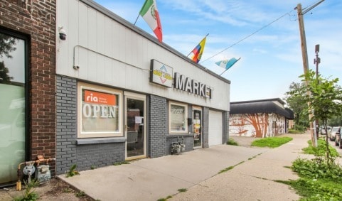 3218-3220 Bloomington Ave, Minneapolis, MN for sale - Building Photo - Image 1 of 7