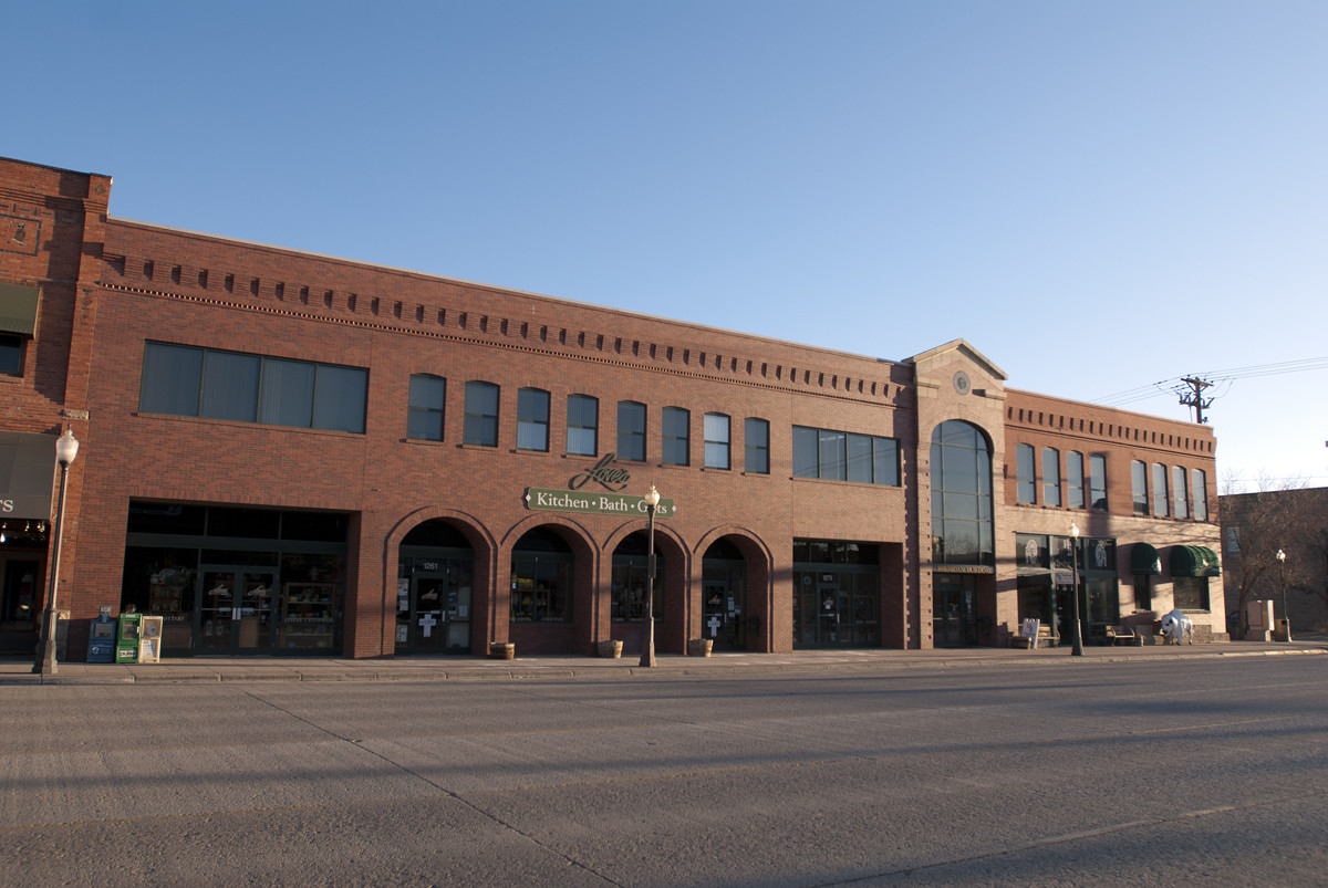 1285 Sheridan Ave, Cody, WY for sale Building Photo- Image 1 of 1