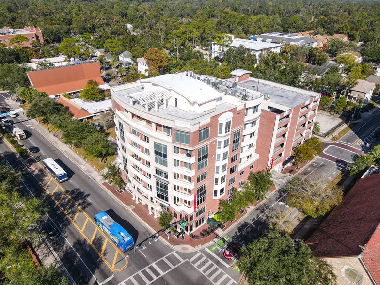 1800 W University Ave, Gainesville, FL for lease - Building Photo - Image 2 of 12