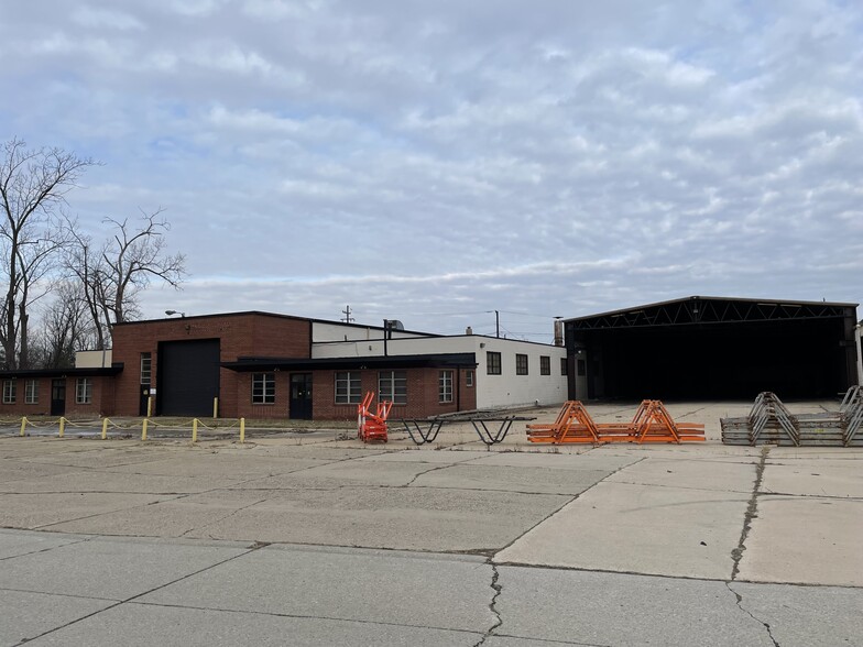 28530 Reynolds St, Inkster, MI for sale - Building Photo - Image 3 of 42