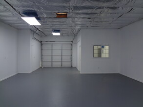 7800 Burnet Ave, Van Nuys, CA for lease Interior Photo- Image 2 of 3