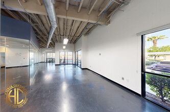 5960 S Rainbow Blvd, Las Vegas, NV for lease Interior Photo- Image 2 of 4