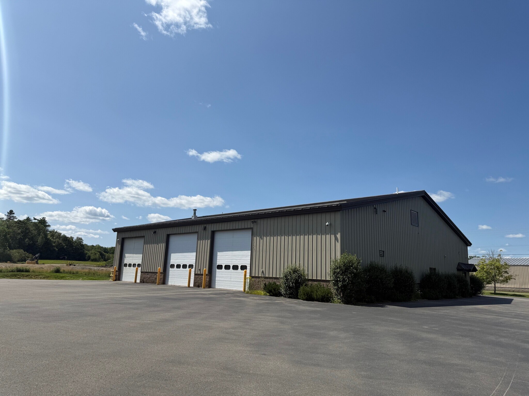 73 Carey cir, Hampden, ME for sale Primary Photo- Image 1 of 5