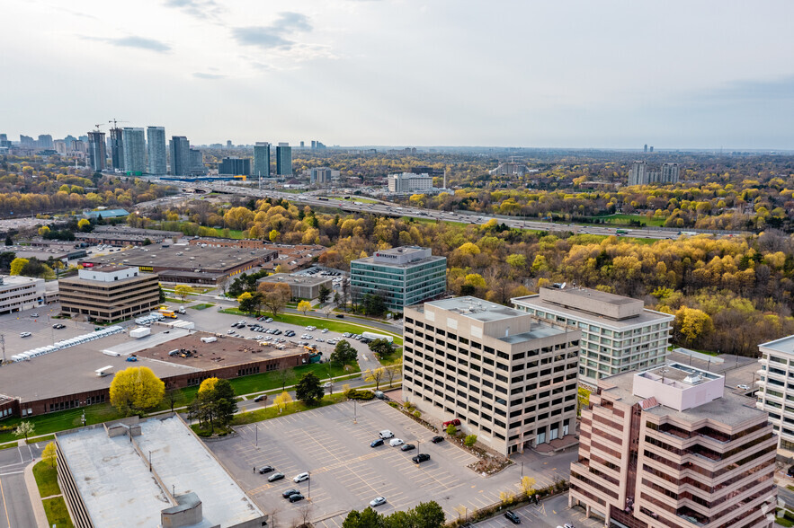 225 Duncan Mill Rd, Toronto, ON for lease - Aerial - Image 2 of 4