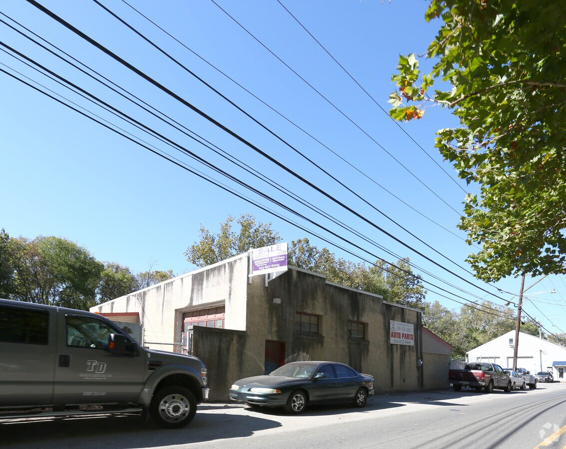 5 Colwell Ln, Conshohocken, PA 19428