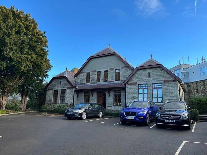 Nolton Court, Bridgend for lease - Building Photo - Image 1 of 2