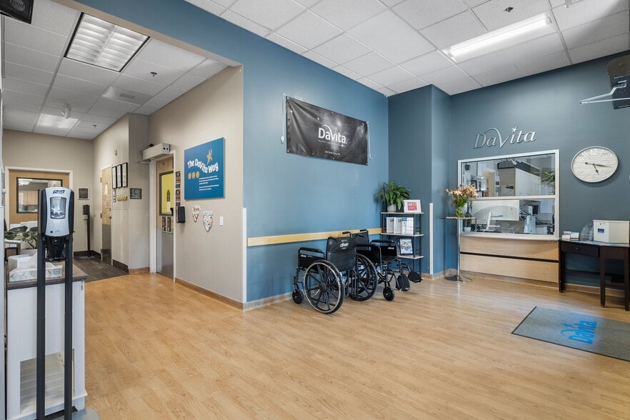 6825 Burden Blvd, Pasco, WA for lease - Interior Photo - Image 3 of 13