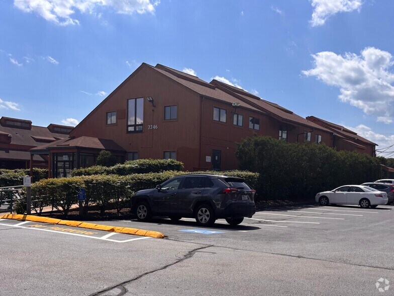 2346 Post Rd, Warwick, RI for sale - Building Photo - Image 1 of 1