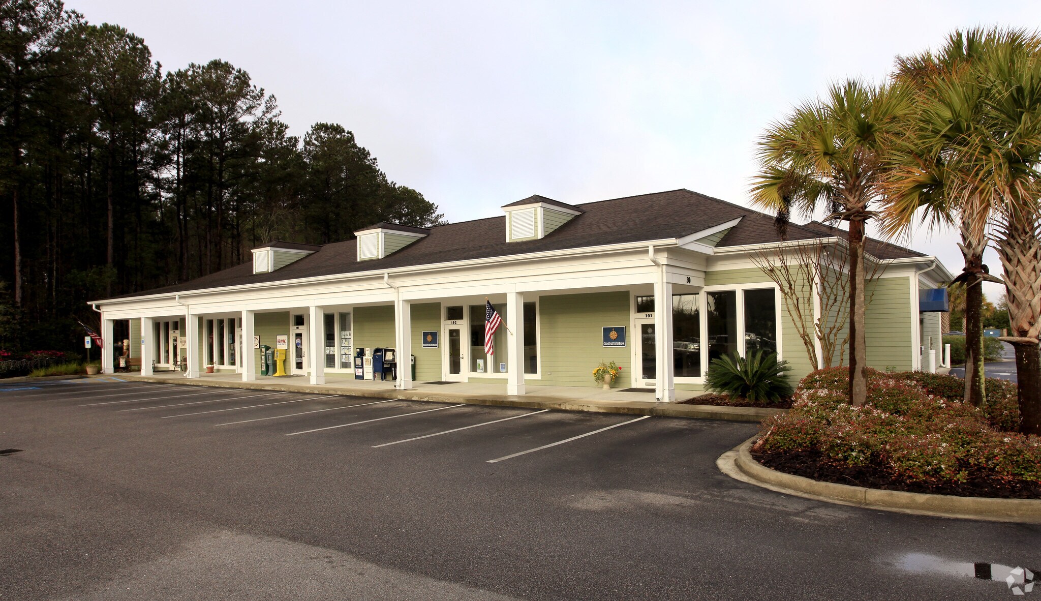 30 William Pope Dr, Bluffton, SC for sale Primary Photo- Image 1 of 1
