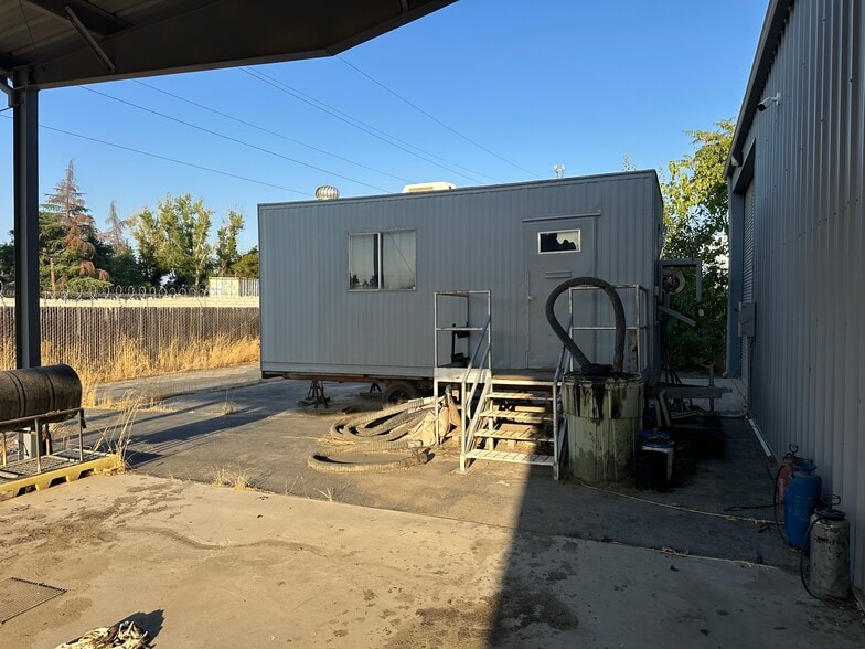 4100 Well Tech Way, Bakersfield, CA for sale - Building Photo - Image 3 of 11