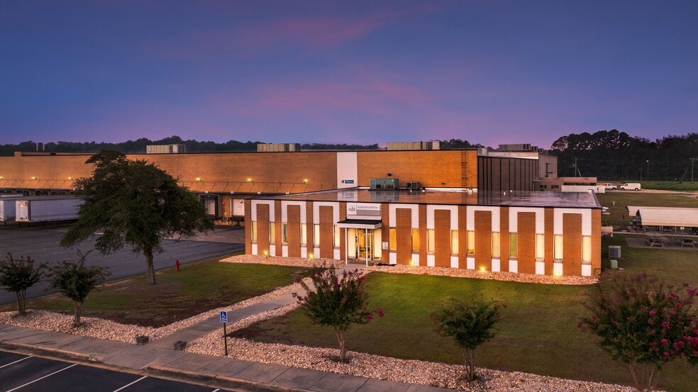 18400 Fieldcrest Rd, Laurel Hill, NC for lease - Building Photo - Image 3 of 7