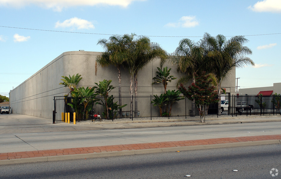 13429 Western Ave, Gardena, CA for lease - Building Photo - Image 3 of 5