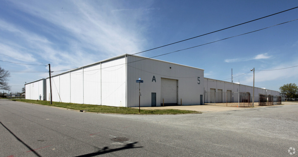 814 Maxwell Dr, Hampton, VA for lease - Building Photo - Image 3 of 7