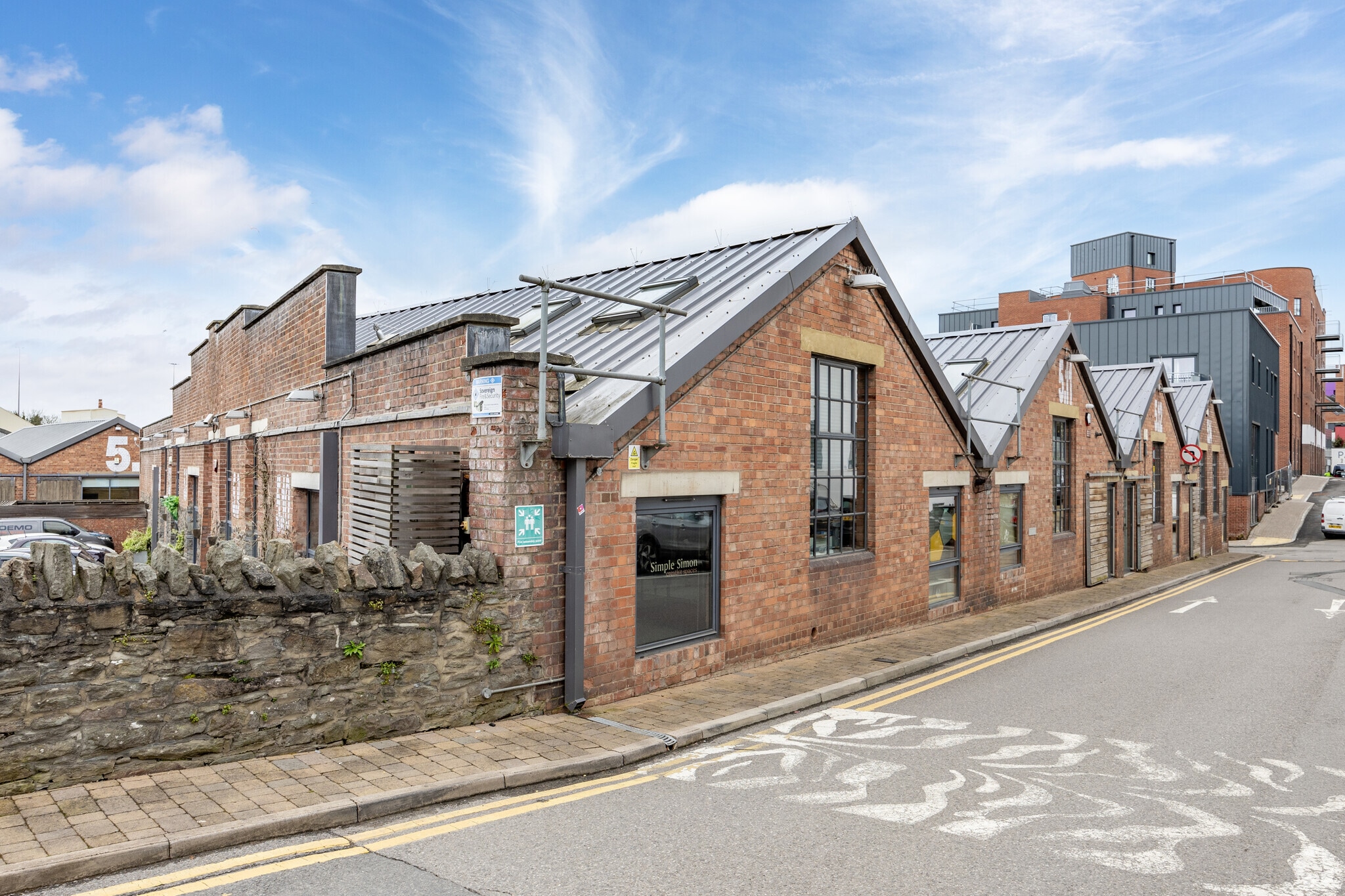 Bath Rd, Bristol for sale Primary Photo- Image 1 of 1