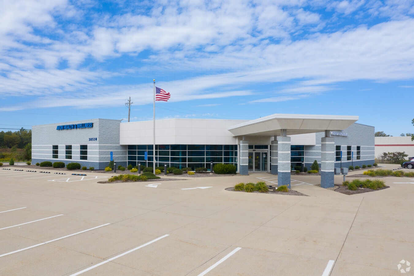 38530 Chester Rd, Avon, OH 44011