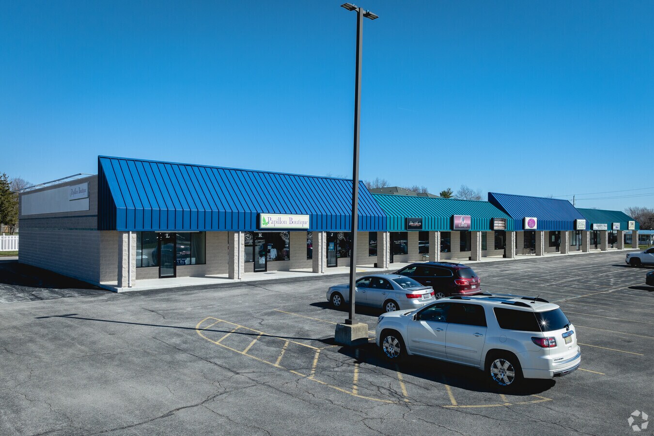 1100 Croy Dr, Findlay, OH 45840