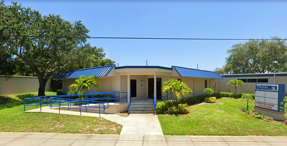 2007 Okeechobee Rd, Fort Pierce, FL for lease - Building Photo - Image 1 of 6