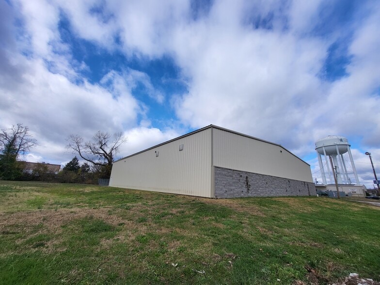 516 Adele Ave, Joplin, MO for sale - Building Photo - Image 2 of 57