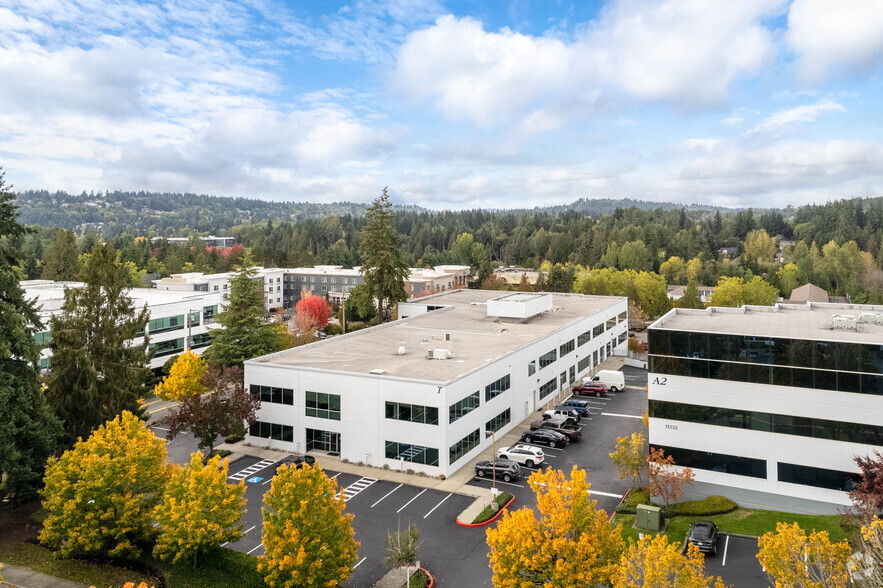 12220 113th Ave NE, Kirkland, WA for lease - Aerial - Image 2 of 6