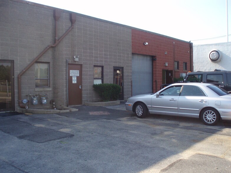 55 St Johns Pl, Freeport, NY for sale - Building Photo - Image 1 of 1