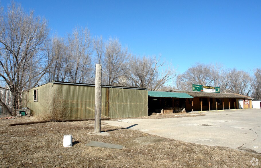 1201 Skyway Hwy, Atchison, KS for lease - Primary Photo - Image 1 of 6