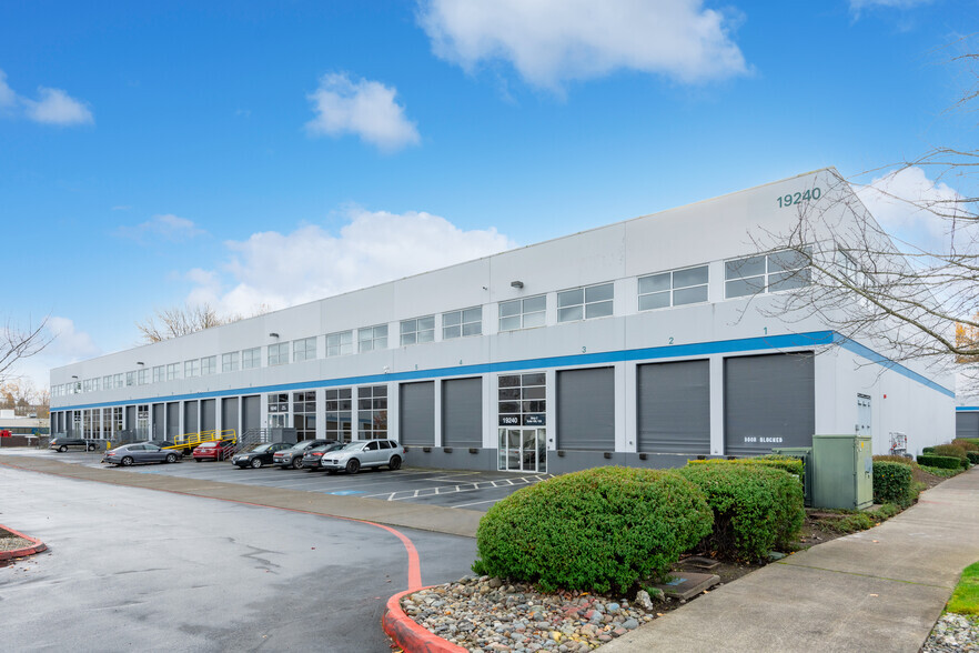 19240 Des Moines Memorial Dr, Seatac, WA for lease - Building Photo - Image 3 of 12