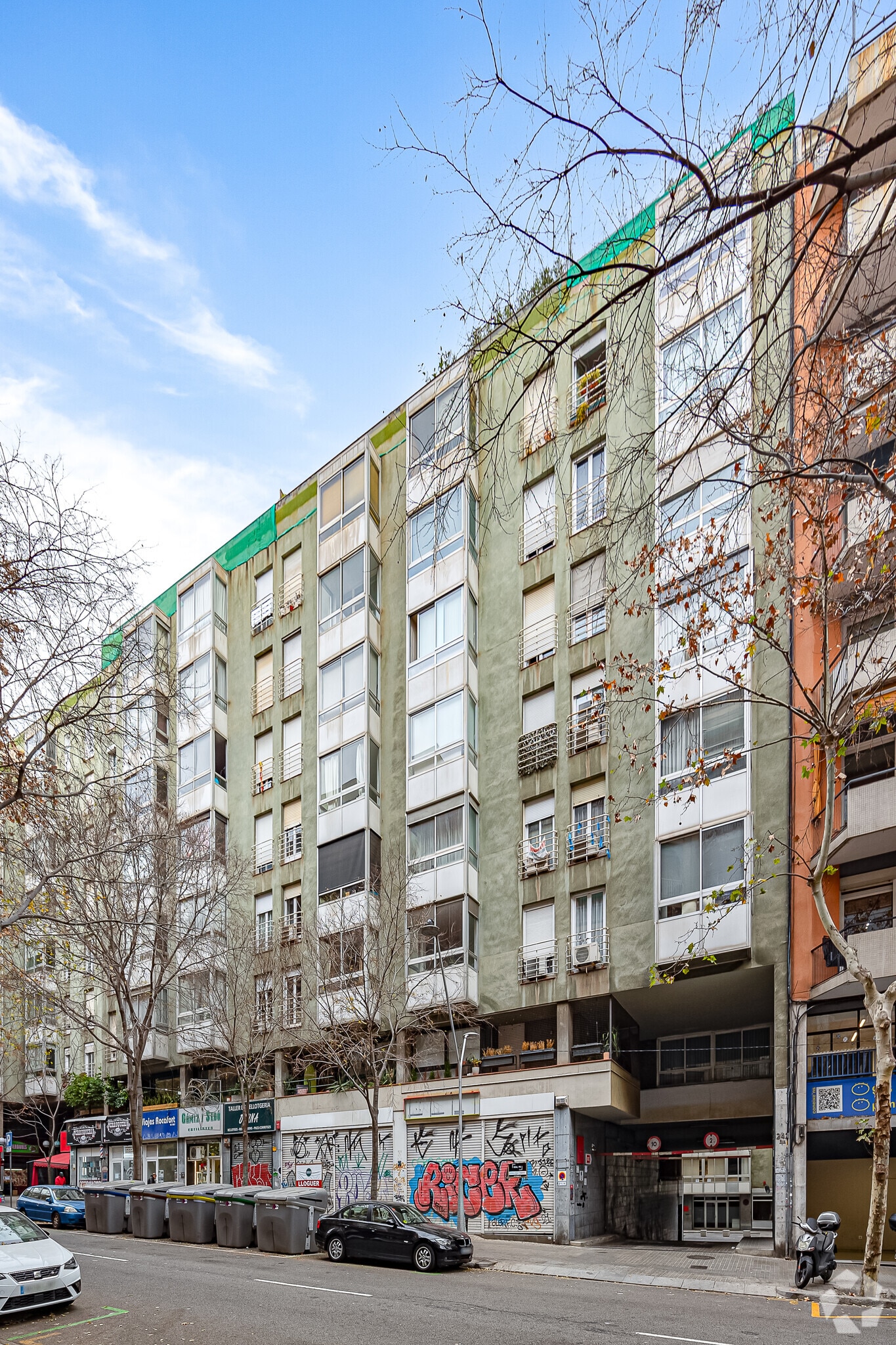Carrer de Rocafort, 242, Barcelona, Barcelona for sale Primary Photo- Image 1 of 1