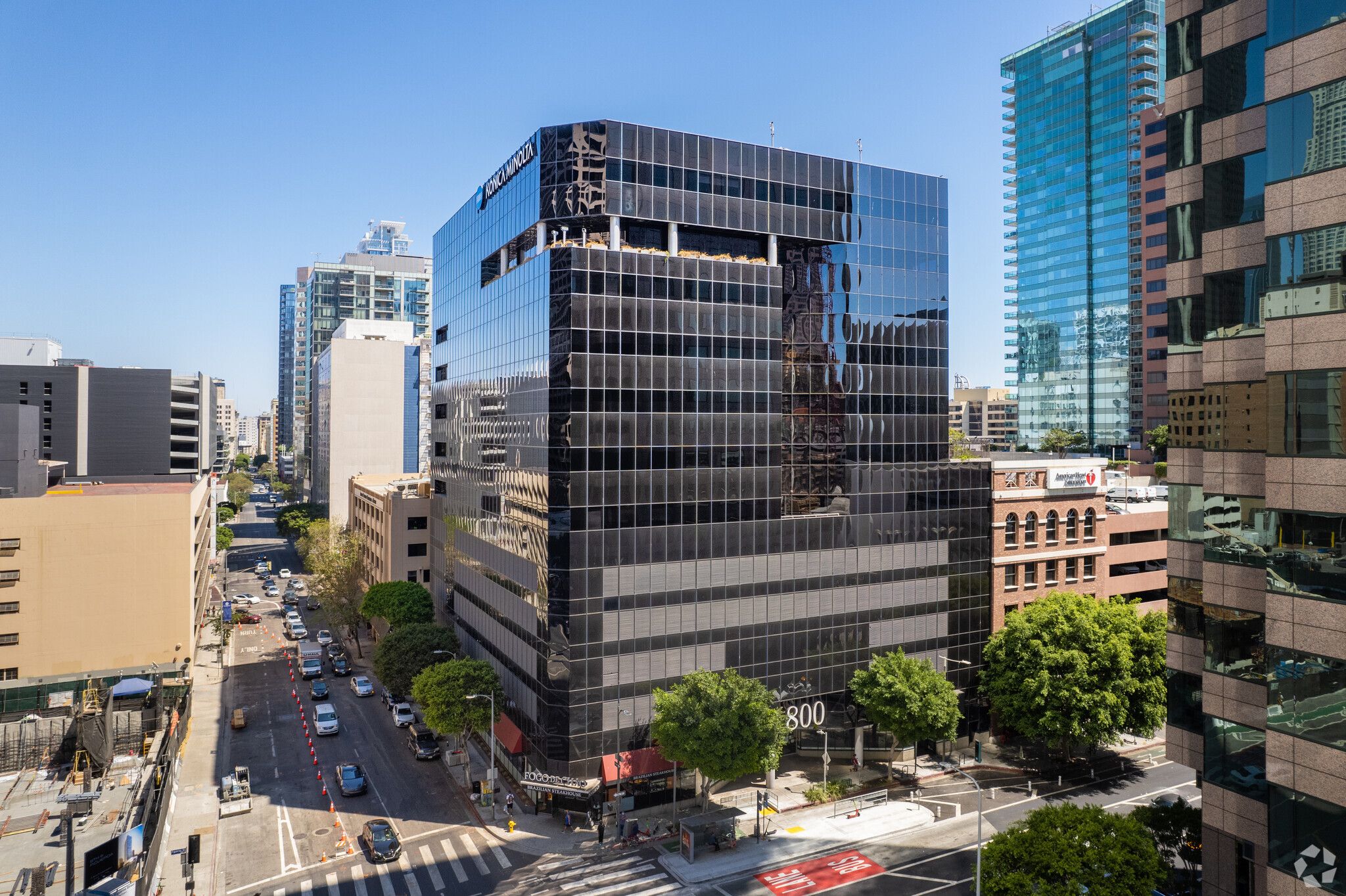 800 S Figueroa St, Los Angeles, CA for lease Building Photo- Image 1 of 5