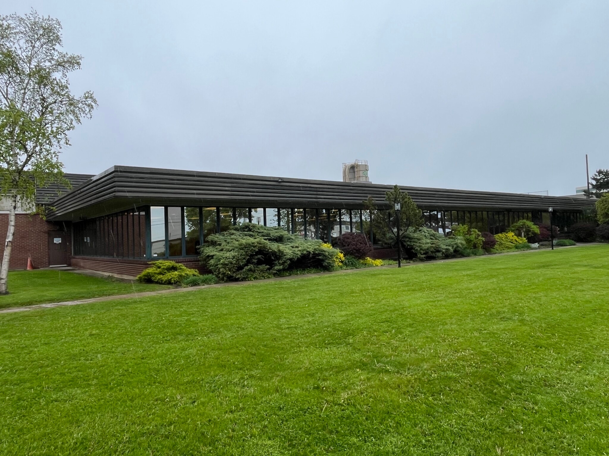 913 Brock Rd, Pickering, ON for lease Building Photo- Image 1 of 14