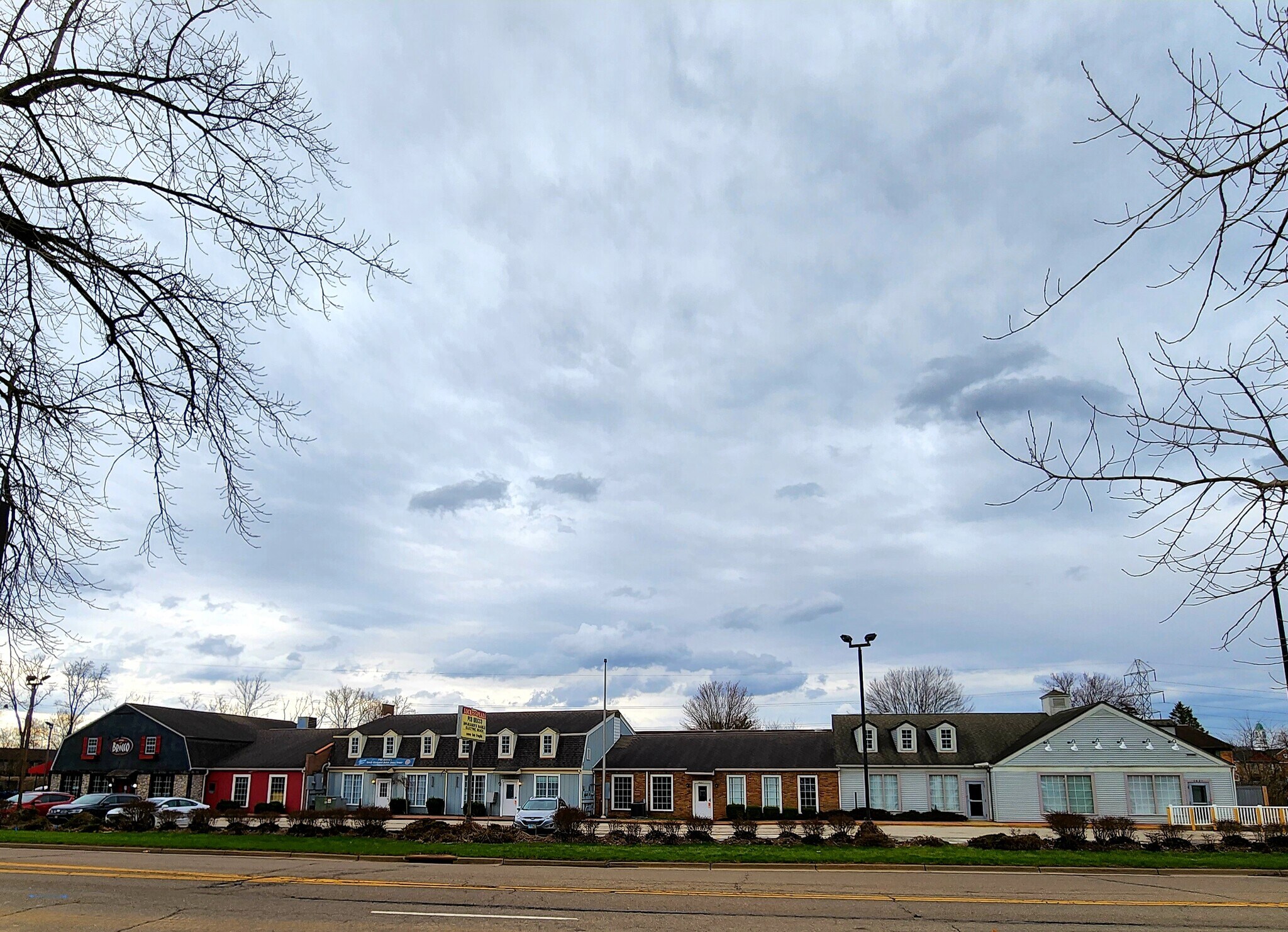 18211841 Merriman Rd, Akron, OH 44313