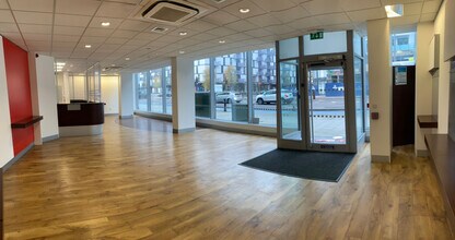 253 High St, London for lease Interior Photo- Image 2 of 2