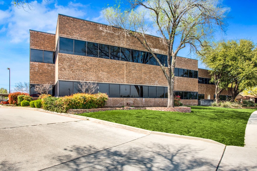 6600 Paige Rd, The Colony, TX for lease - Building Photo - Image 1 of 24