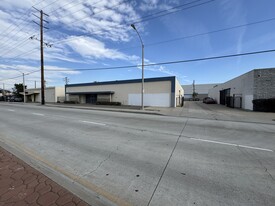 228 N Sunset Ave, City Of Industry CA - Warehouse