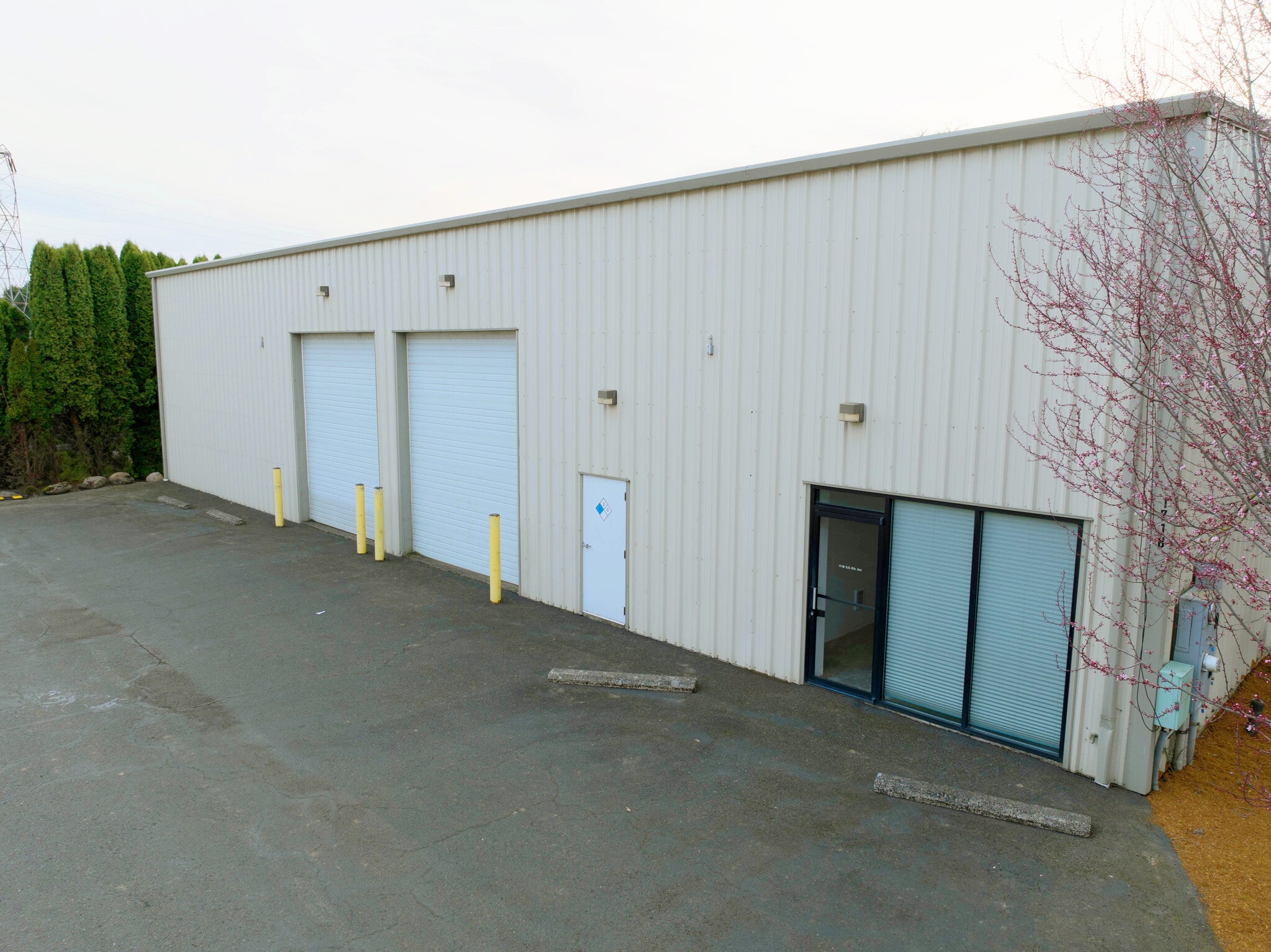 1718 SE 8th Ave, Camas, WA for sale Building Photo- Image 1 of 1