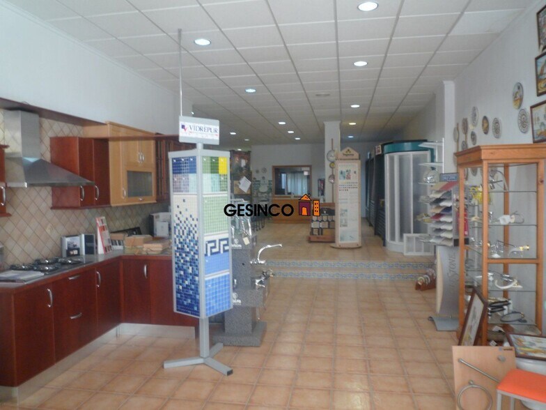 Retail in Ontinyent, Valencia for sale - Building Photo - Image 2 of 5