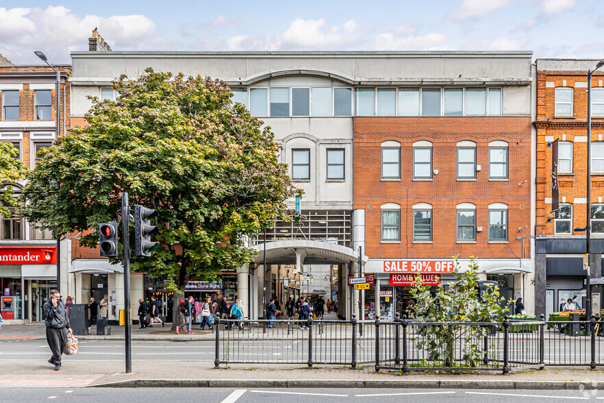 Holloway Rd, London for lease - Primary Photo - Image 1 of 4