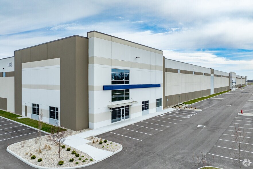 1948 Norton Rd, Columbus, OH for sale - Building Photo - Image 1 of 1