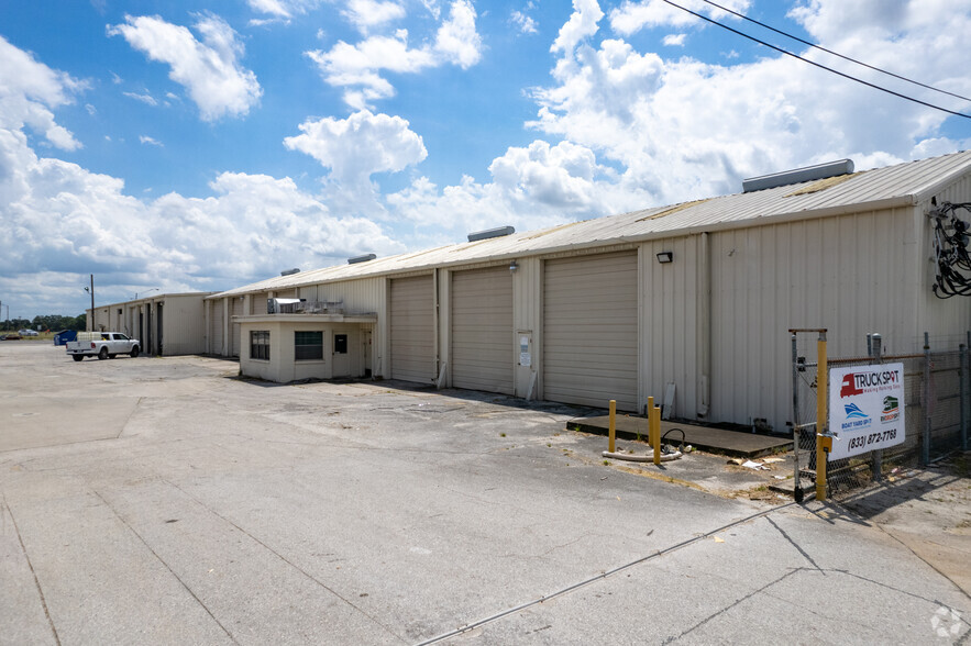 502 E Bridgers Ave, Auburndale, FL for lease - Building Photo - Image 1 of 12