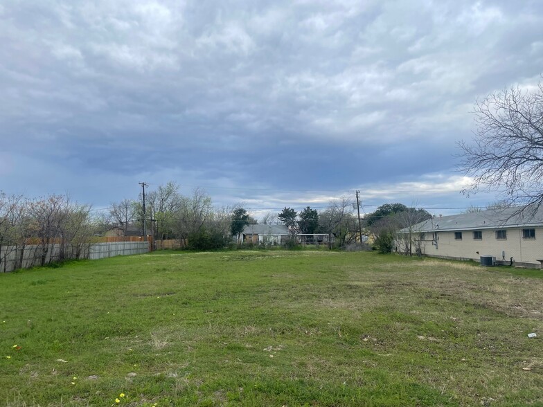 3229 Denton Hwy, Haltom City, TX for sale - Building Photo - Image 3 of 5