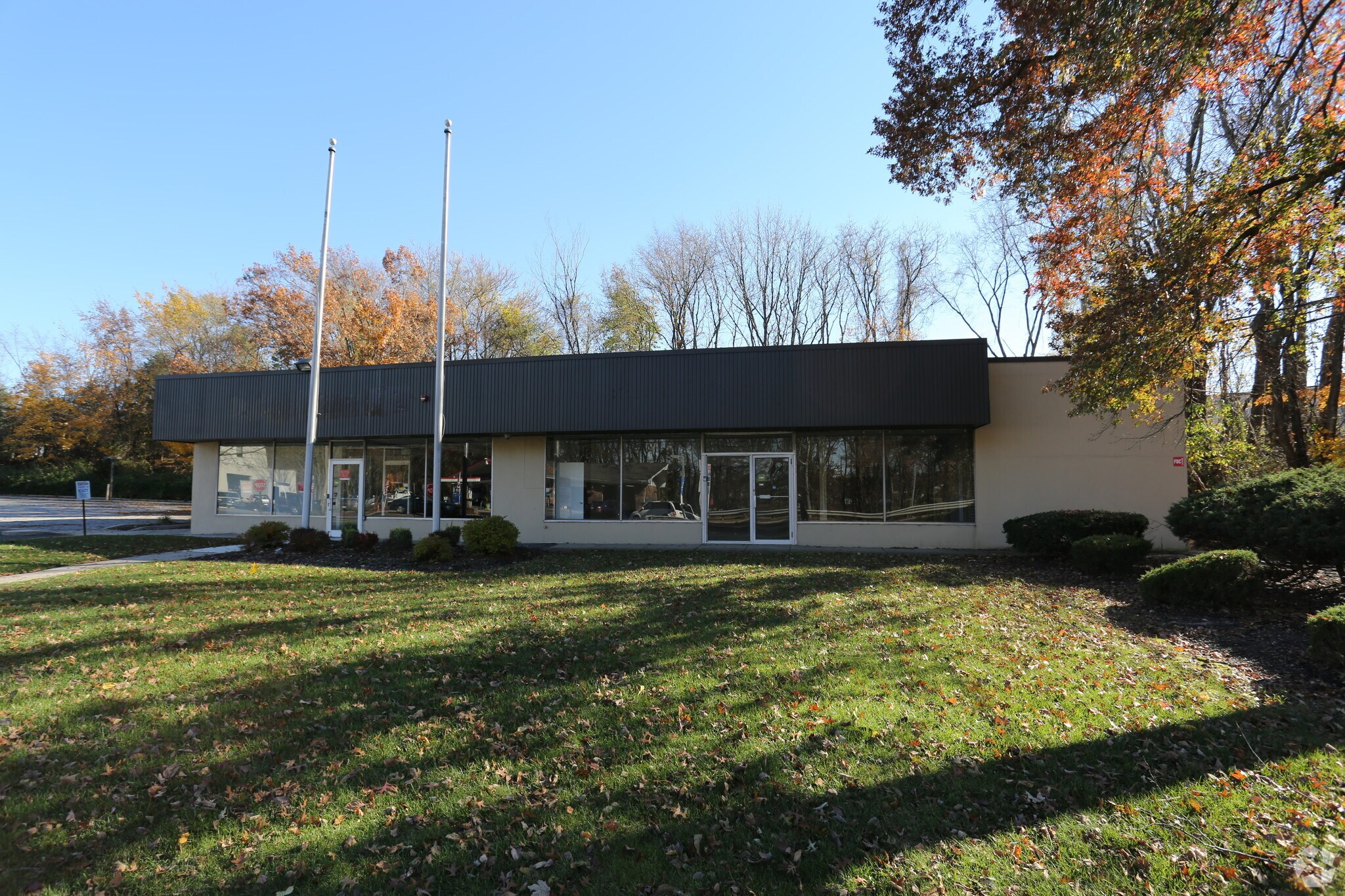 19 Ridgedale Ave, East Hanover, NJ 07936